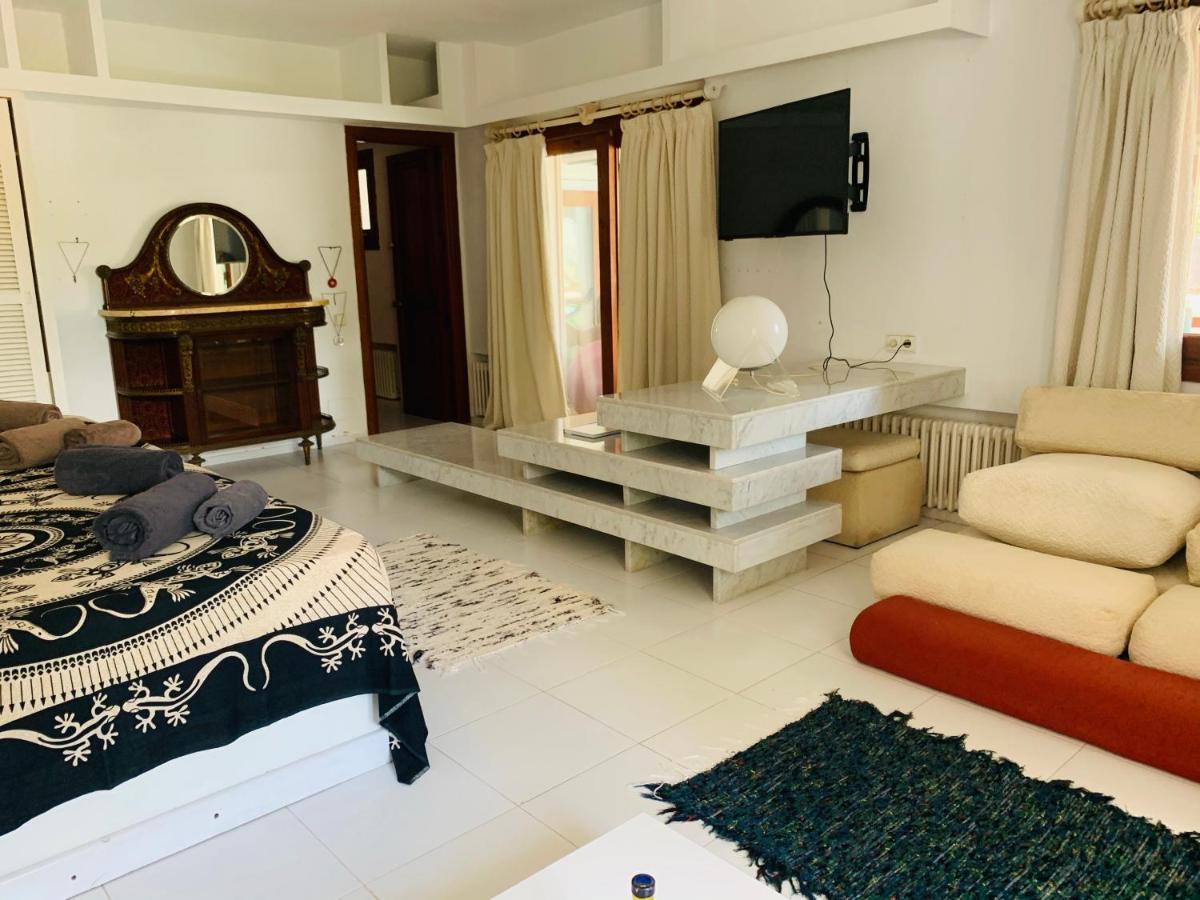 Bed and Breakfast Ibiza Paradise Санта-Эулалия-дель-Рио Экстерьер фото